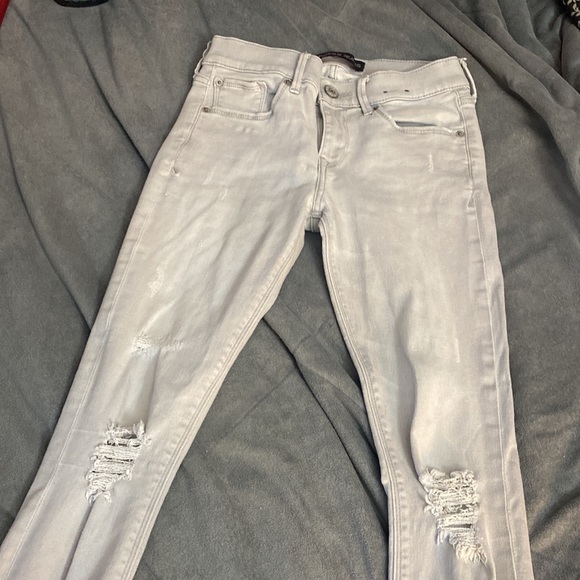 Jeans - Picture 2 of 4